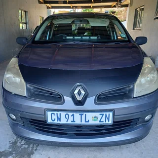 2009 Renault Clio Hatchback