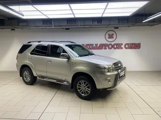 2010 Toyota Fortuner 4.0 V6 A/t