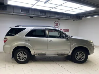 2010 TOYOTA FORTUNER 4.0 V6 A/T