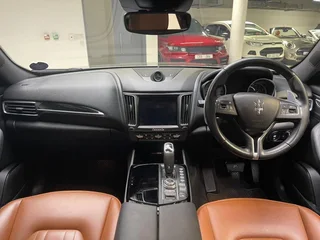 2021 MASERATI LEVANTE
