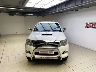 2014 TOYOTA HILUX 3.0D-4D RAIDER XTRA CAB P/U S/C