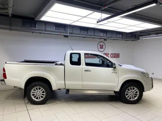 2014 TOYOTA HILUX 3.0D-4D RAIDER XTRA CAB P/U S/C