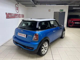 2012 MINI COOPER S