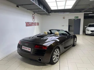 2015 AUDI R8 4.2 FSi QUATTRO SPYDER S TRONIC