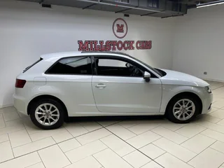 2014 AUDI A3 1.6 TDI S STRONIC 3DR