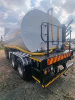 Water tanks / Water tankers for sale.