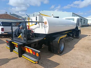 Honey sucker tanks for trucks available