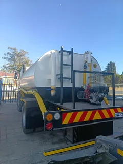 Honey sucker truck with new 12000ltr tank system for sale