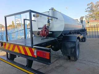 Honey sucker / Water tanks - gijimatanks.co.za