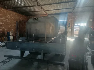 Honey sucker tank manufacturer!