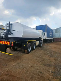 Honey sucker tanks and Water tanks Manufacturing