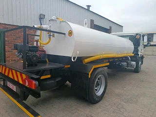 Honey sucker tanks and Water tanks manufacturing