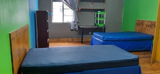 PRIVATE STUDENT ACCOMMODATION &#64; CENTRAL HOUSE on Grace str, Port Elizabeth CBD.