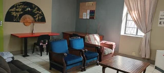 PRIVATE STUDENT ACCOMMODATION &#64; CENTRAL HOUSE on Grace str, Port Elizabeth CBD.