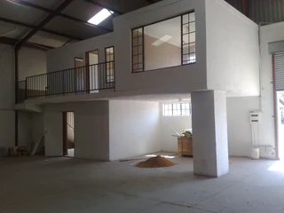 Factory / Warehouse to let