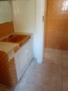 Cottage in Kensington,  Johannesburg, close to Eastgate and Bedford Malls