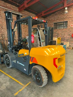 LIUGONG FORKLIFTS - 2 TO 18 TONS IN DIESEL
