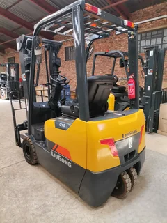 LIUGONG 1,8 TON ELECTRIC FORKLIFTS