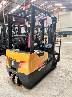 LIUGONG 1,8 TON ELECTRIC FORKLIFTS