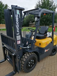 LIUGONG 3 TON DIESEL FORKLIFT FOR SALE