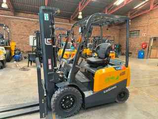 Liugong 2,5 Ton Electric Forklifts !!