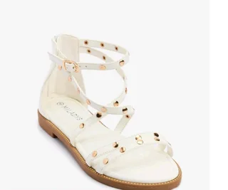 Sandals new size 7 R200