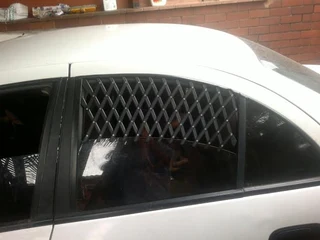 Window ventilation lattice (20 – 70cm)