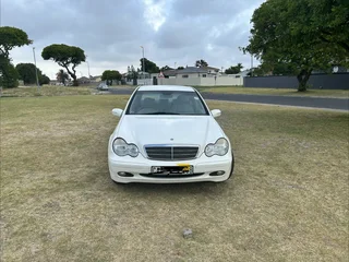 Mercedes Benz c180 auto