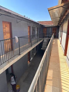 Rooms to Rent in Braamficher Phase2