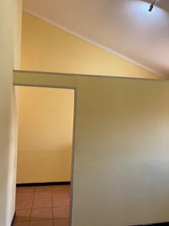 Apart Room for Rent Westdene