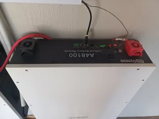 2× Dyness A48100 4.8kWh Lithium Batteries