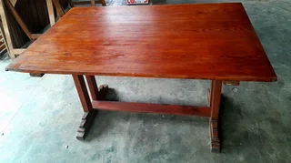Table mahogany and Oregon pine