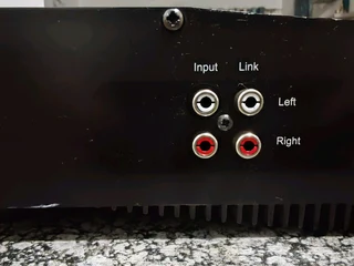 REGA AMPLIFIER