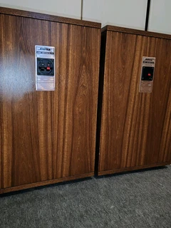 Bose speakers 501