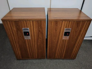 Bose speakers 501