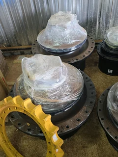 Hitachi ZX870 Final drives for sale
