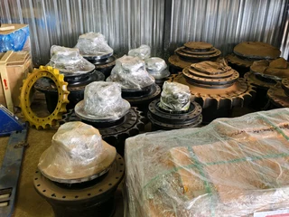 Hitachi ZX870 Final drives for sale