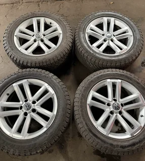 Volkswagen Amarok Mags & Tyres