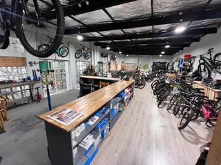 Unit 1, Umhlali Plaza – Prime Commercial Space for Rent