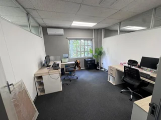  Commercial Property To Rent – Unit 9 Umhlali Plaza 