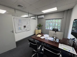  Commercial Property To Rent – Unit 9 Umhlali Plaza 