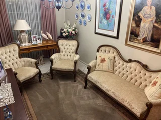 Victorian lounge suite