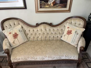 Victorian lounge suite