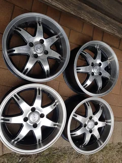 EVO 15&#34; mags 4/100 PCD 15 inch.