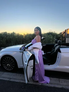 Skilled/Qualified Seamstress with own Machine