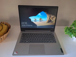 Lenovo Ideapad Slim laptop