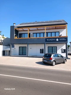 Professional Builders, Plumbing, Dry Walling, Carpenters, Tilers, Carport, Decking