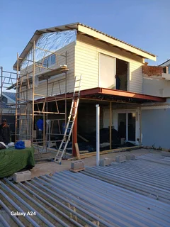 Professional Builders, Plumbing, Dry Walling, Carpenters, Tilers, Carport, Decking