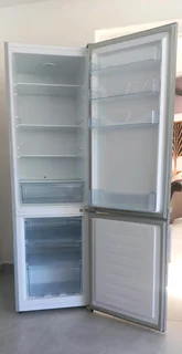 Fridge hisense Sliver for sale R3650