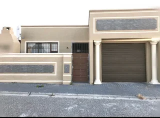 3 Bedroom House to rent In Harare, Khayelitsha